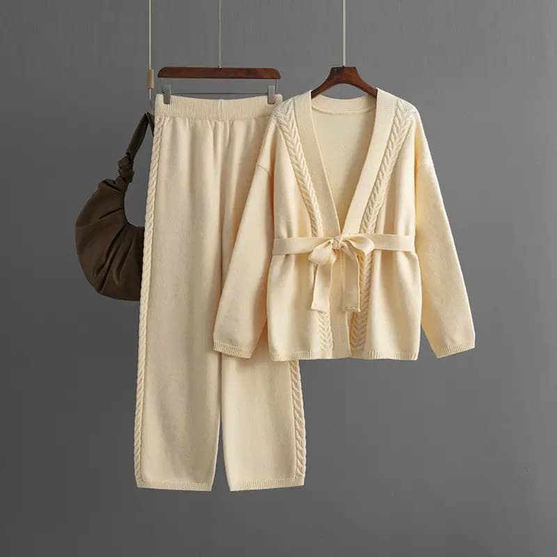 By Serenity Knitwear Duo